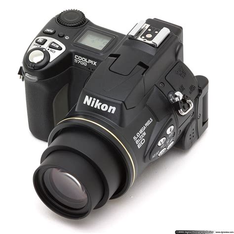 nikon 5700 digital camera